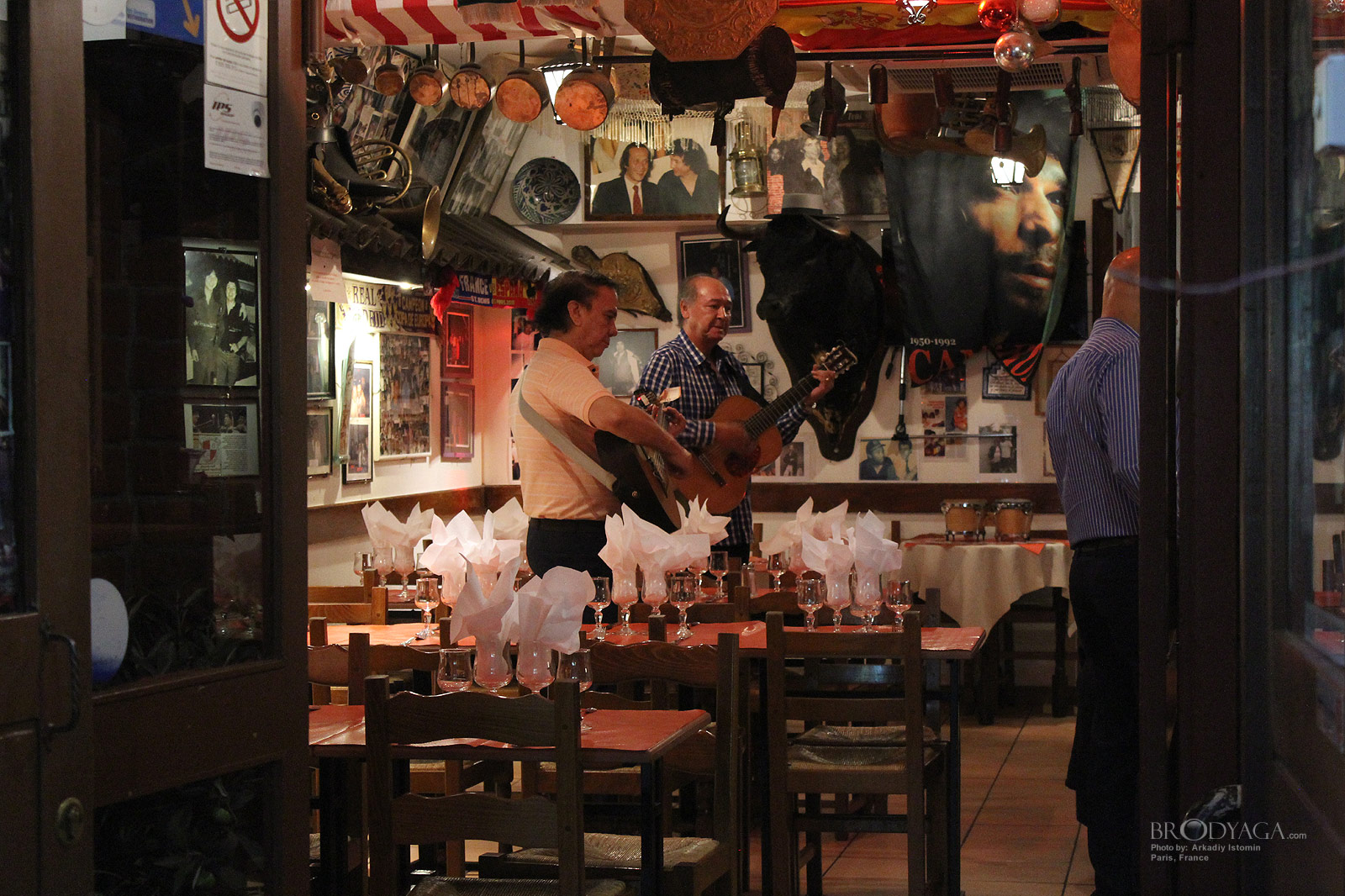 Casa Pepe, 5 Rue Mouffetard, Paris
